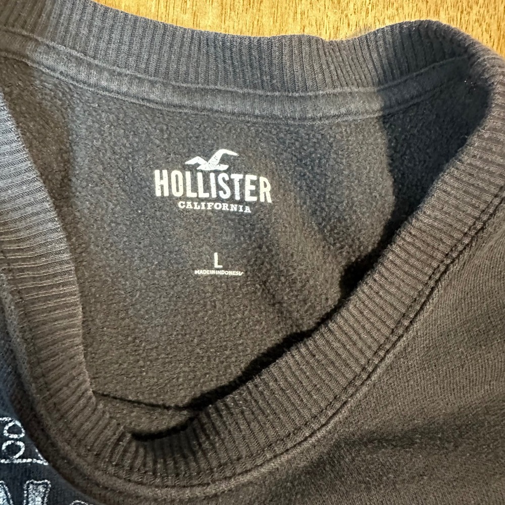 Hollister Sun Surf Festival Sweatshirt Graphic Print Crewneck Long Sleeve Black - Picture 5 of 6